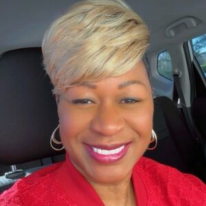 Meet your Posher, Theresa